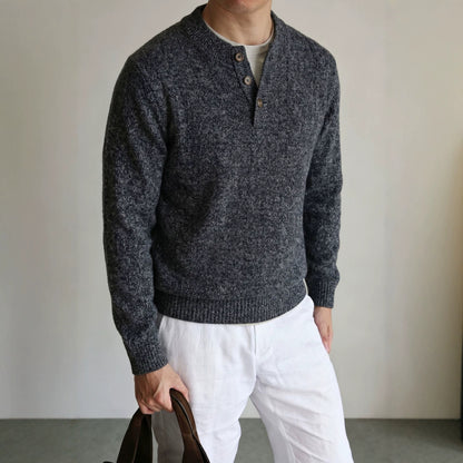 Round neck loose sweater for men